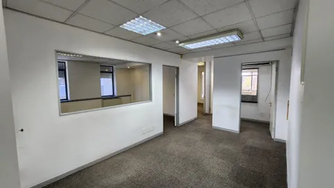 Rosebank Terraces - 23 & 25 Sturdee Avenue, Rosebank, Gauteng has a 419m² Office Space Available To let (13)